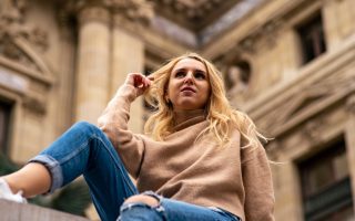 look casual chic femme